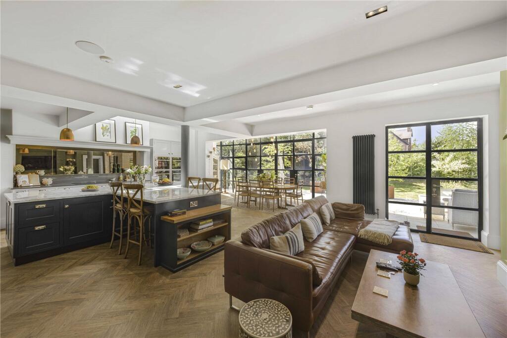 Sitting Area