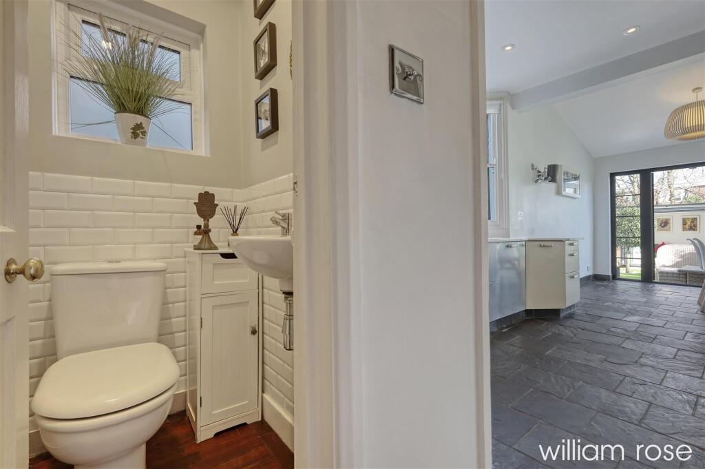 img_5718_8 copy 2.jpg