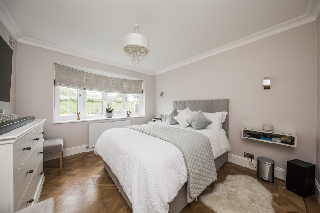 Main bedroom