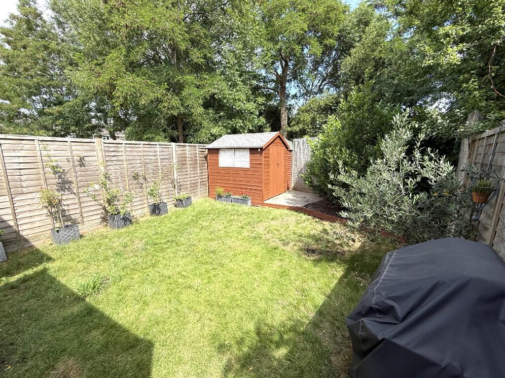 REAR GARDEN (B)