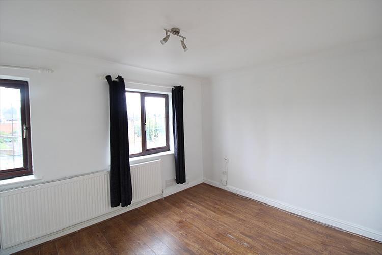 master bedroom 2.jpg