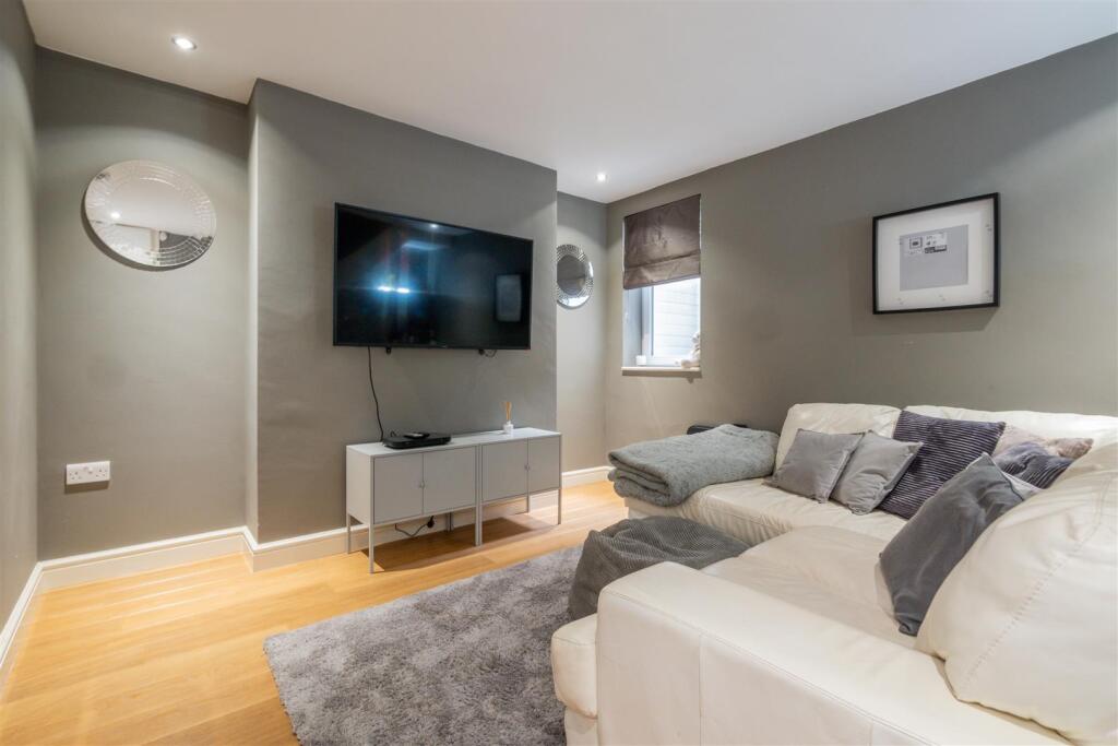 Sitting Room Aspect 2