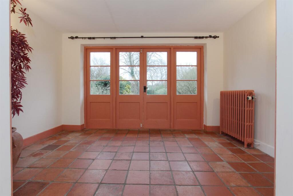 molesey cottage PH111.JPG