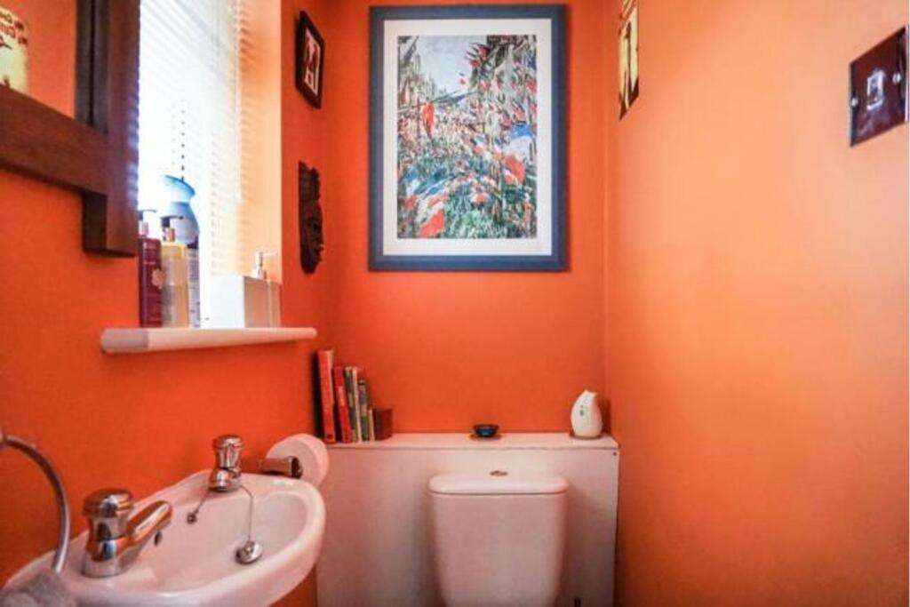 Downstairs Cloakroom