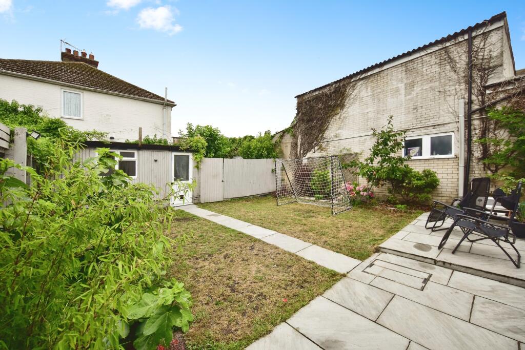 Private Rear Garden With Garden Room View