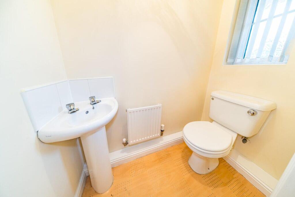 27 Molyneux Close cloaks.jpg