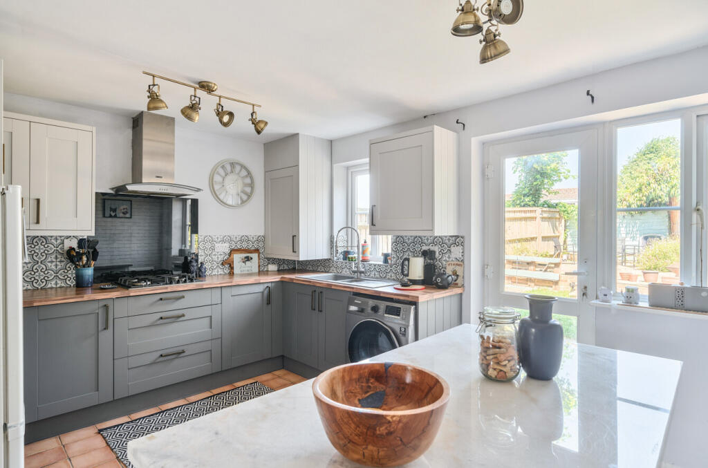 Kitchen/Dining Room