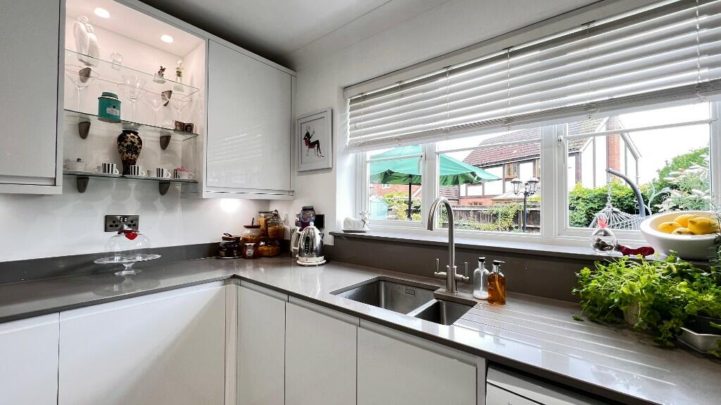 Kitchen/Breakfast