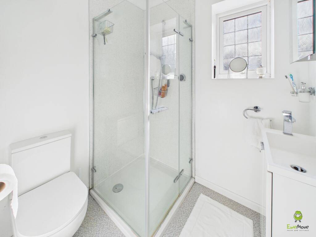 Presented by Robert at EweMove Bexleyheath and Dar