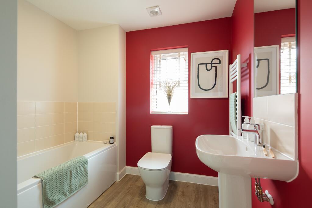 Family bathroom in an Archford