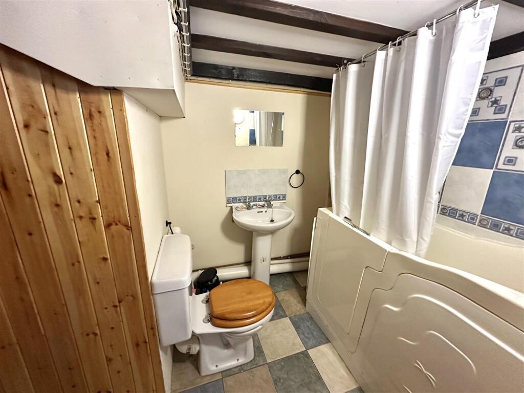 En-suite Shower Room