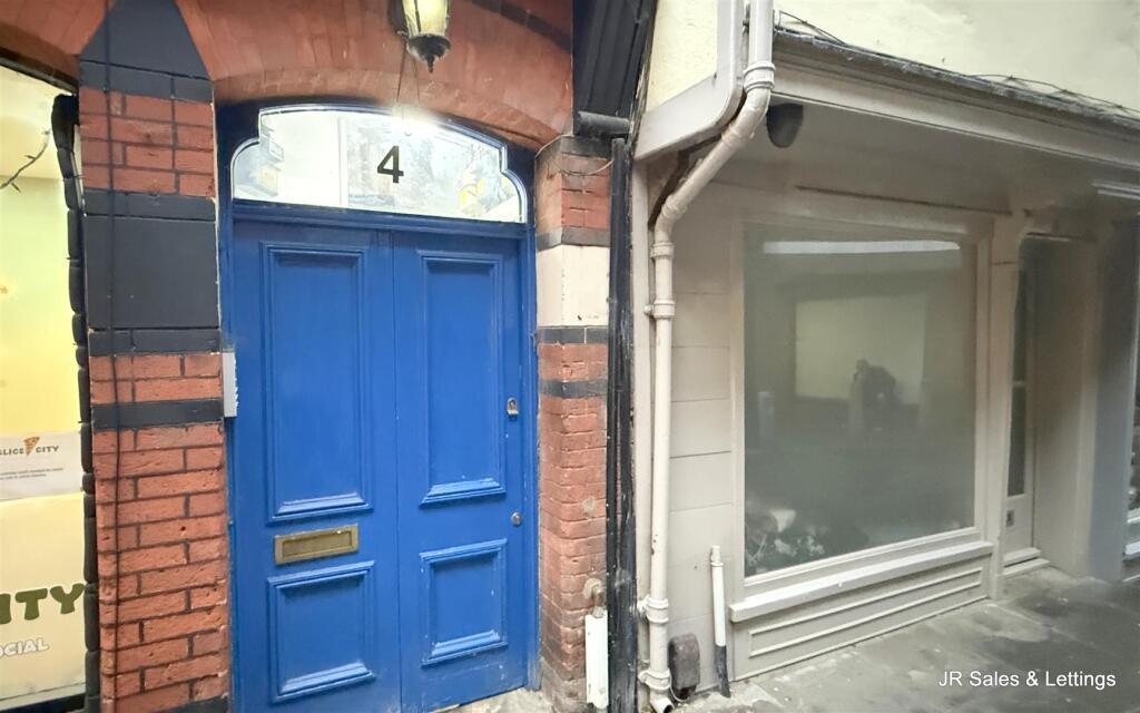 Honey Lane, Hertford