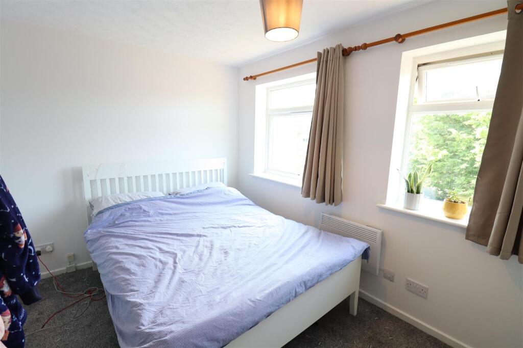 Double Bedroom 1
