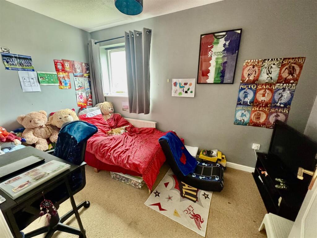 BEDROOM TWO