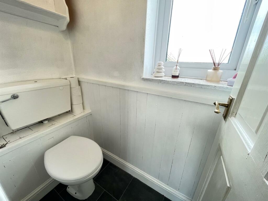 Separate WC
