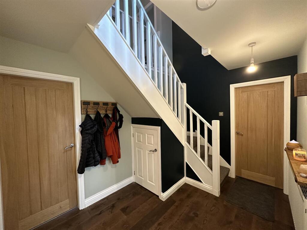 Main hallway photo 2.JPG