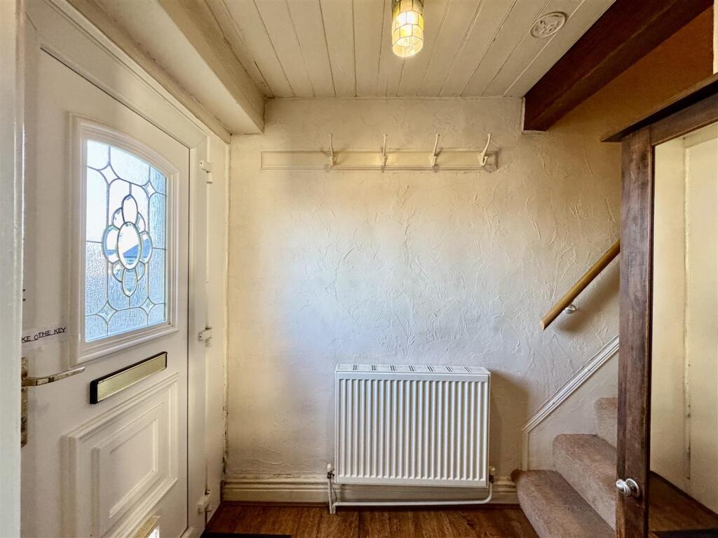 ENTRANCE HALLWAY