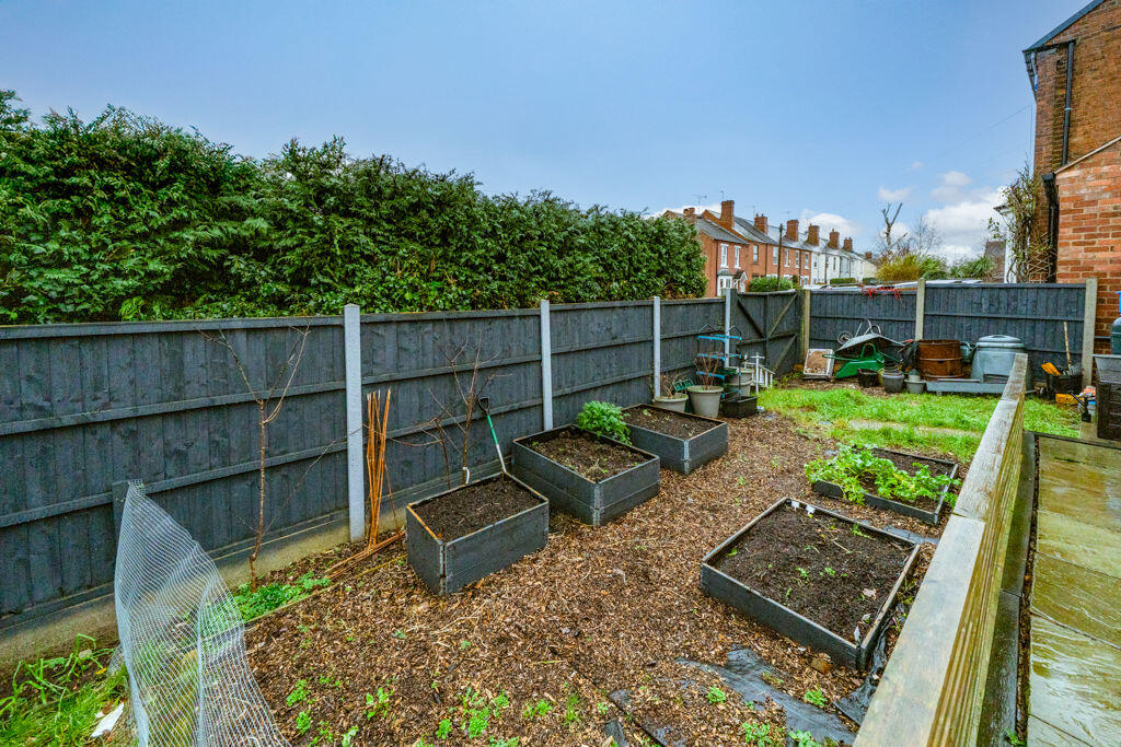 GARDEN