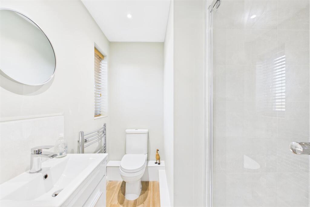 Ensuite