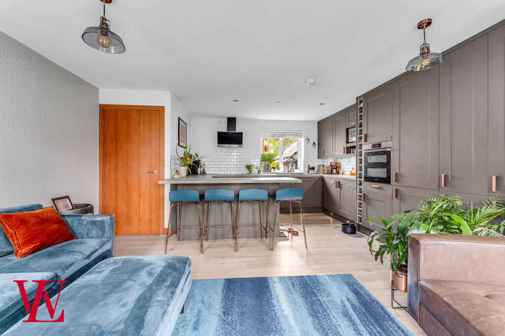 Kitchen / Living Room