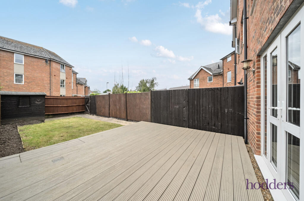 d8359252-c0d6-403...