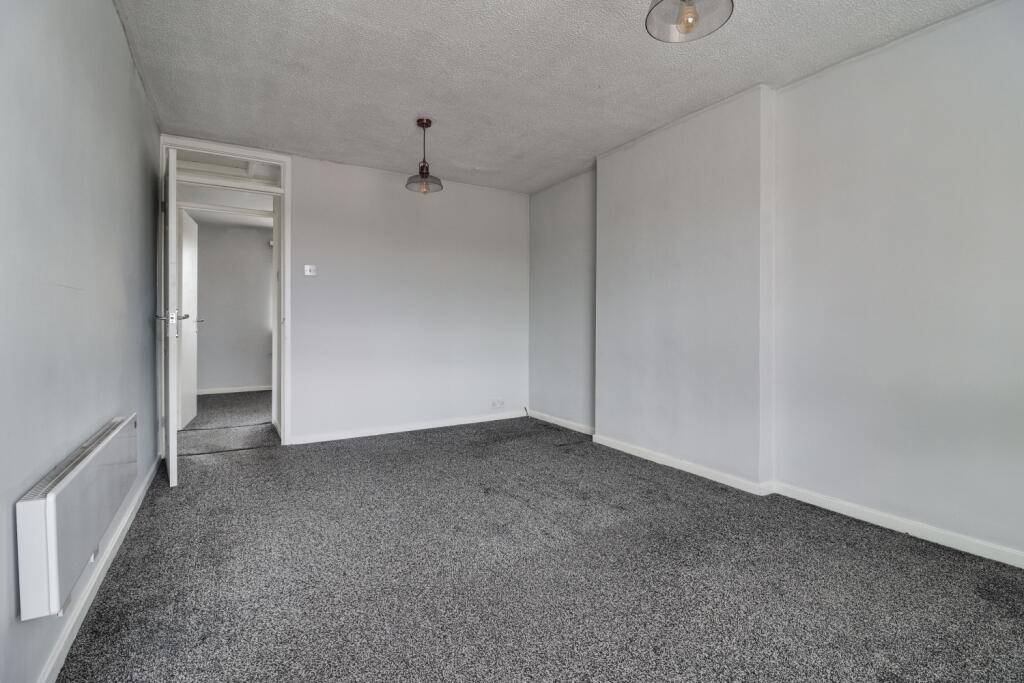 ALDER AVENUE-11