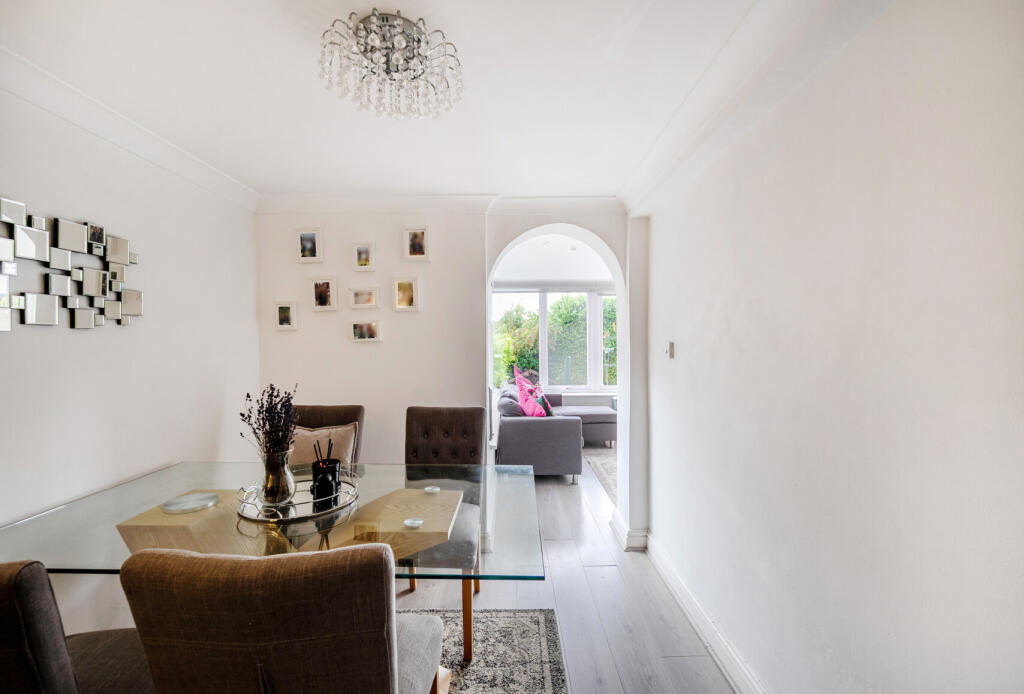 1329579-1-6888e0c...