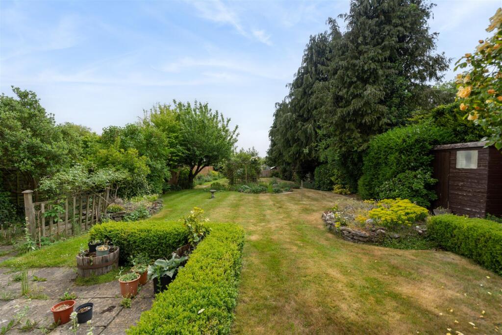 Claredon Cottage_16.jpg