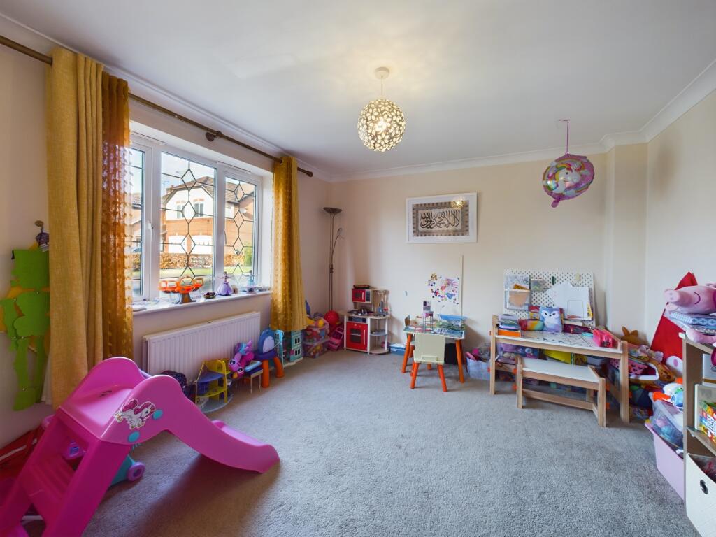 Play Room/Family Room