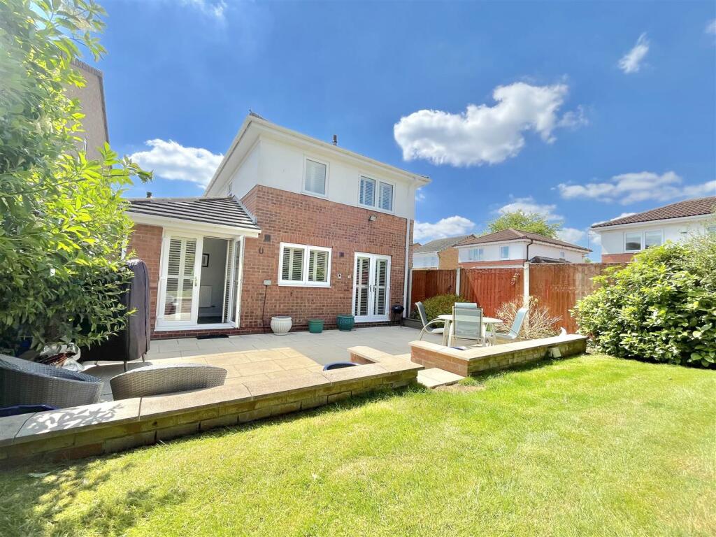 Enclosed Rear Garden