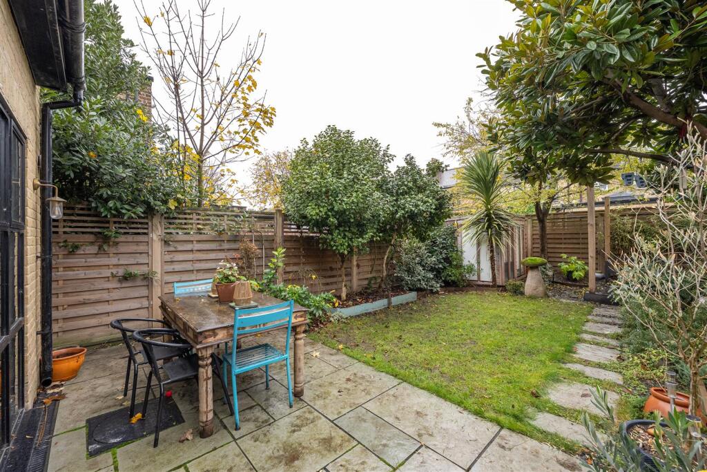 Garden-2.jpg
