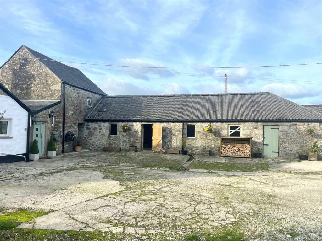 STABLE BLOCK TWO