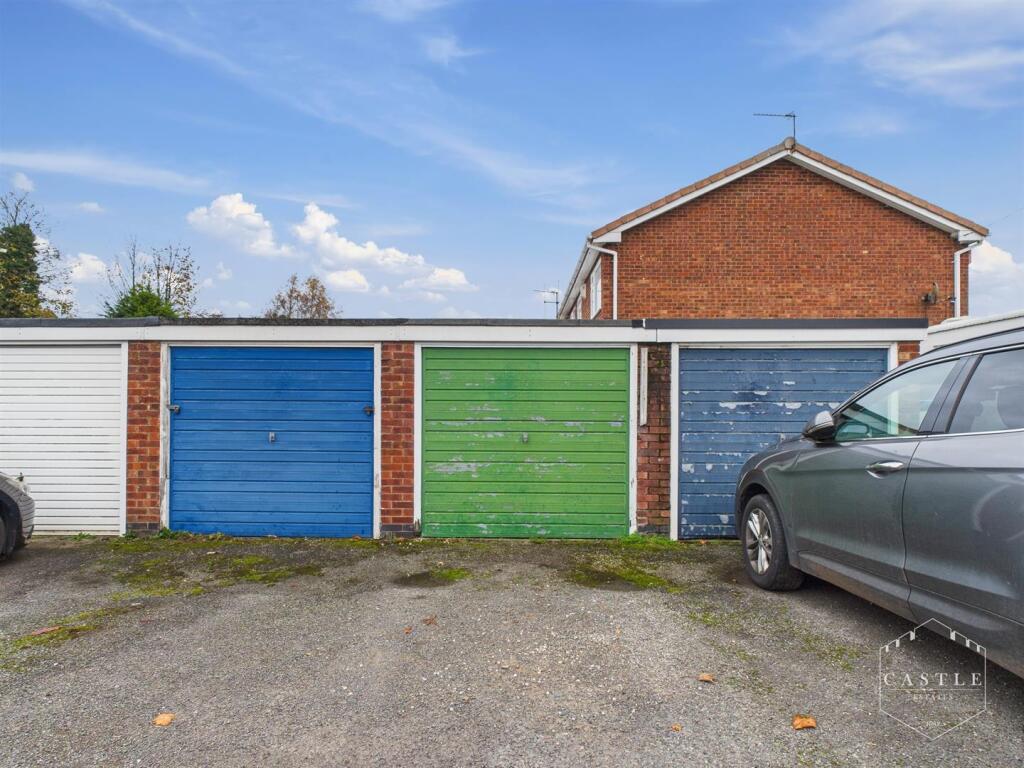 PARKING &amp; GARAGE