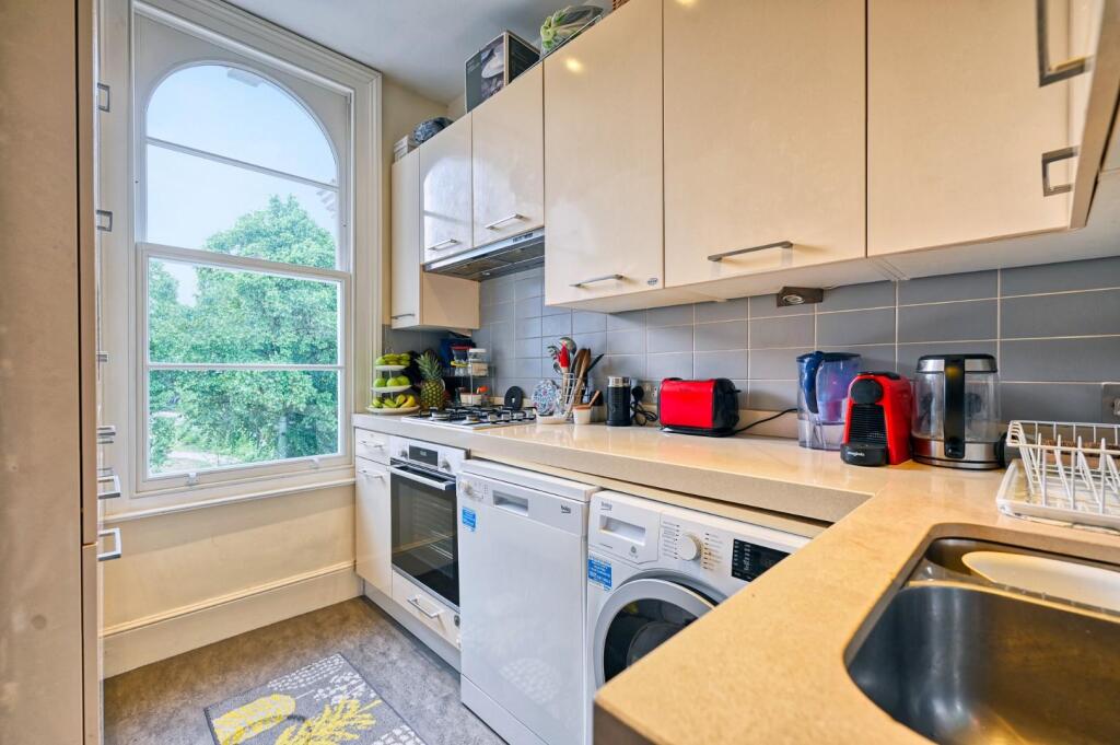 TEC - Flat 2, 119 Belsize Road - Kitchen.jpg