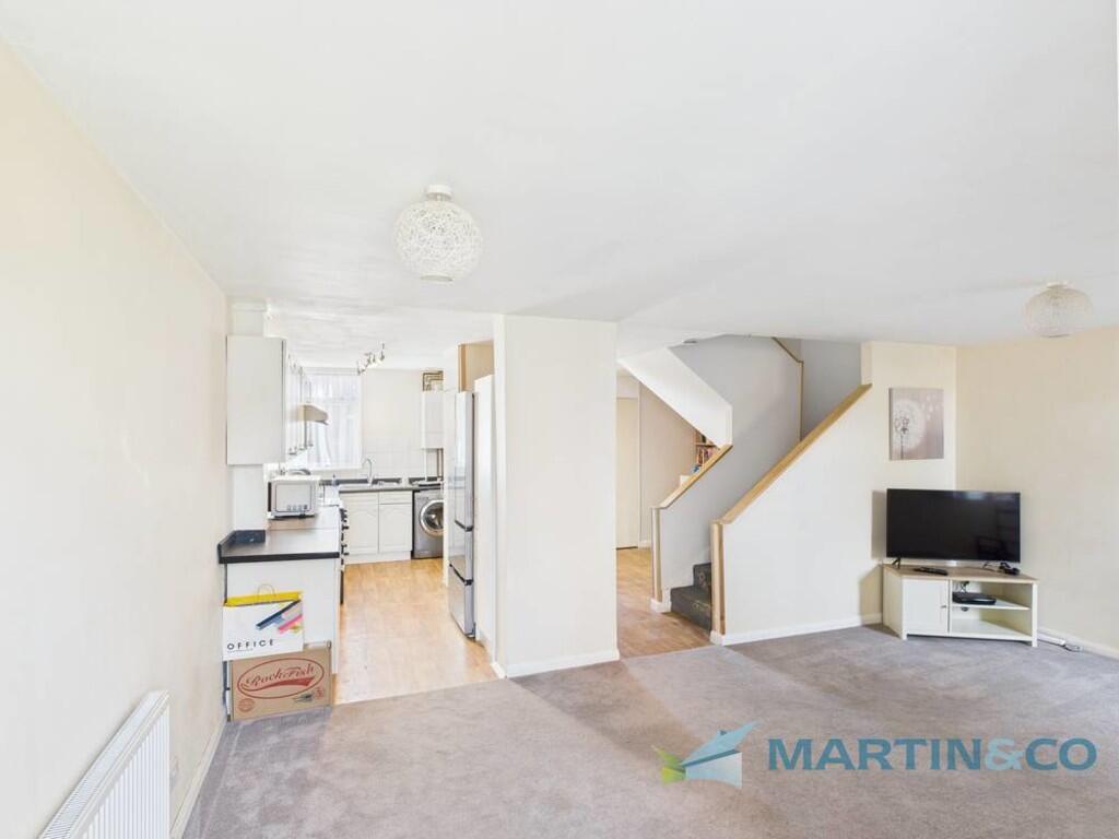 CAM02145G0-PR0051...