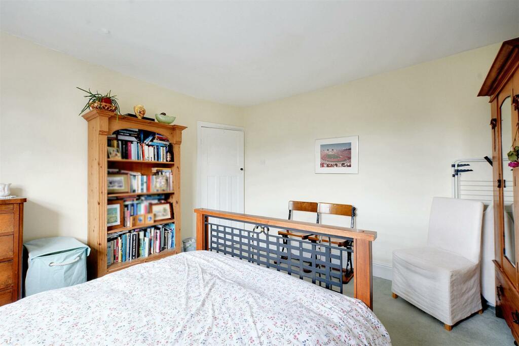 Bedroom 2_2.jpeg