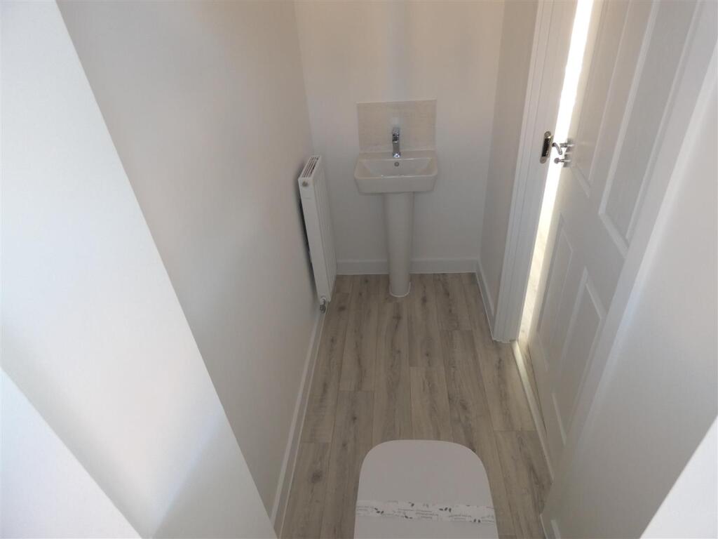 DOWNSTAIRS CLOAKROOM