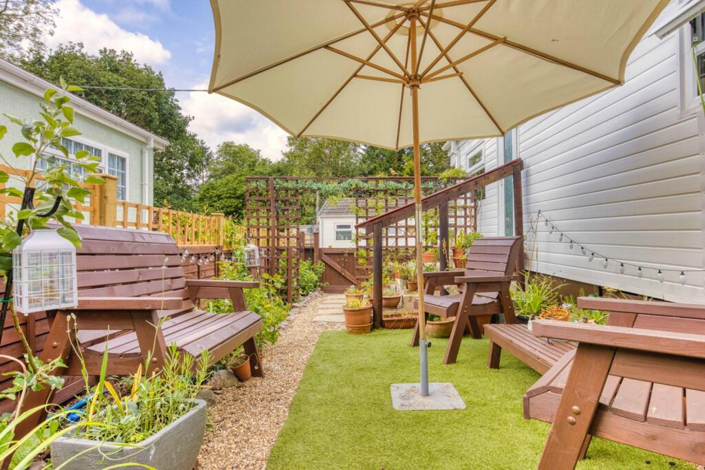 Ewemove Taunton Haygrove (6)