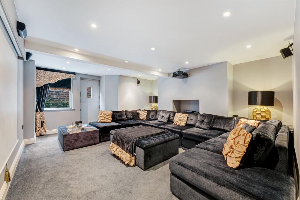 Reception/Cinema Room