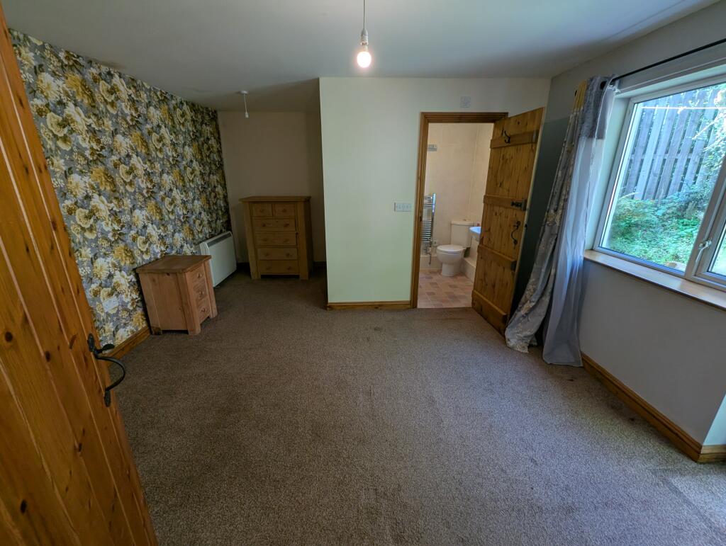 Bedroom T202509241630.jpg