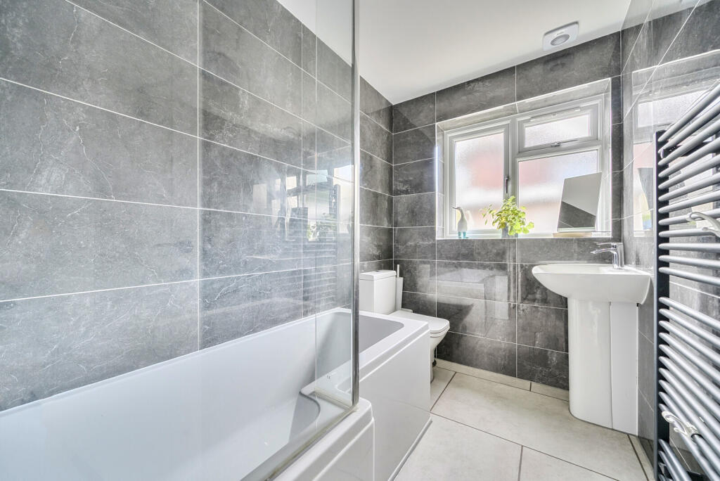 1349429-8-68c0176...