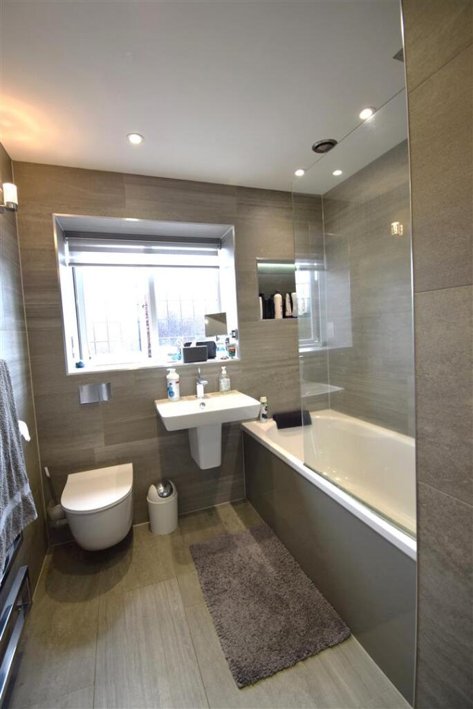 Bathroom.JPG