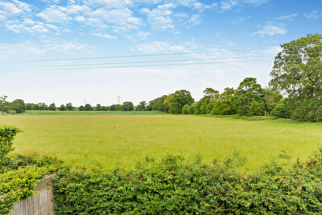 8600881-exterior0...