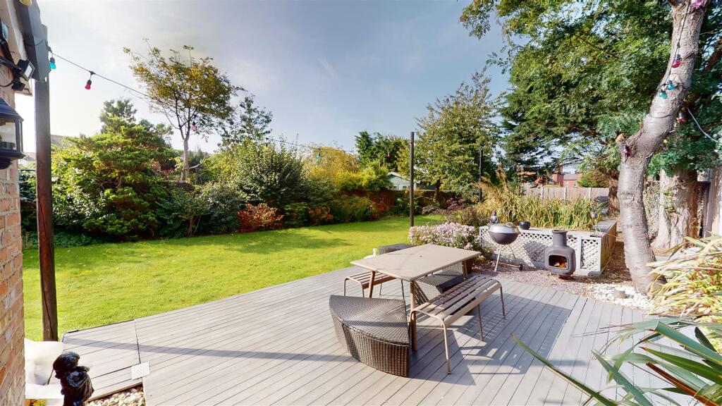 Hampton Road Rear Garden