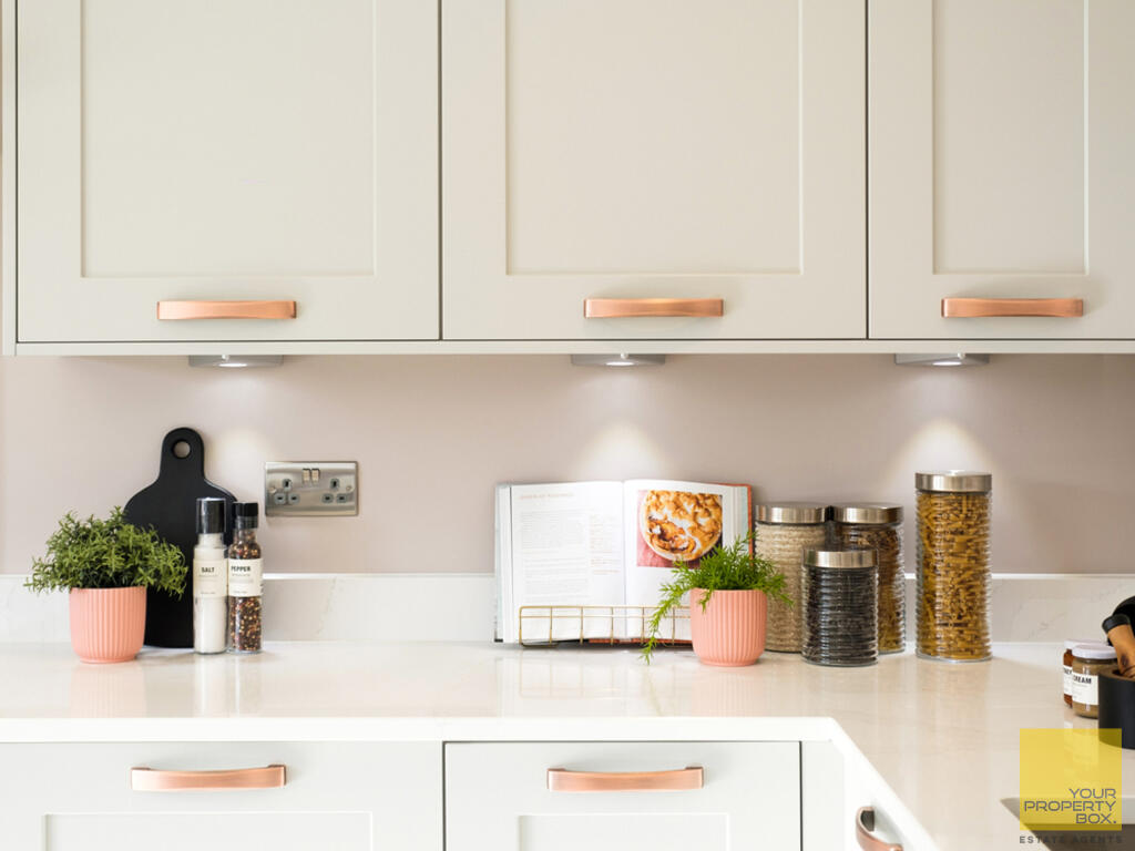Redrow Spey Kitchen