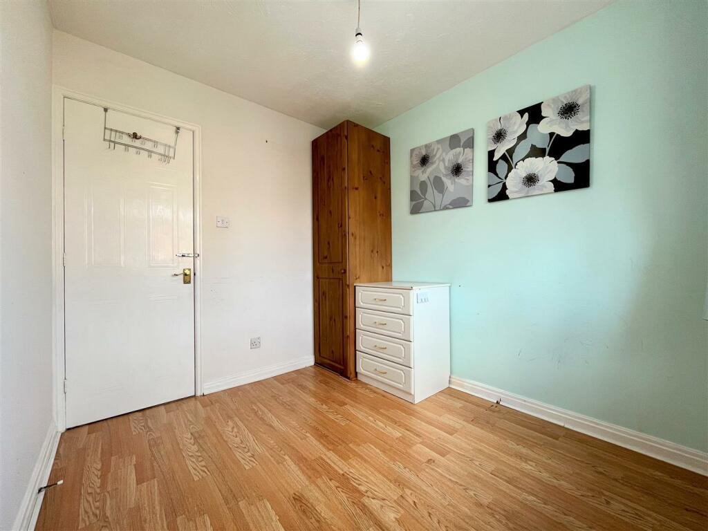 Bedroom 2 Aspect 2