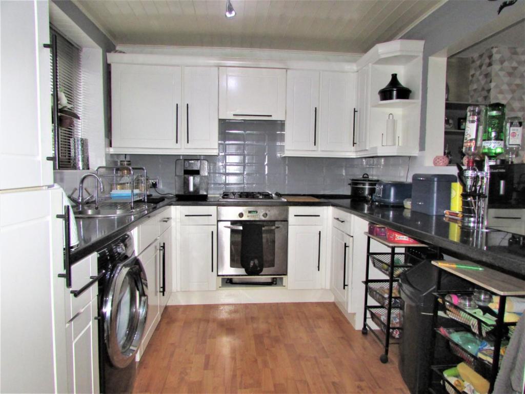 NorfolkCres67kit1.JPG