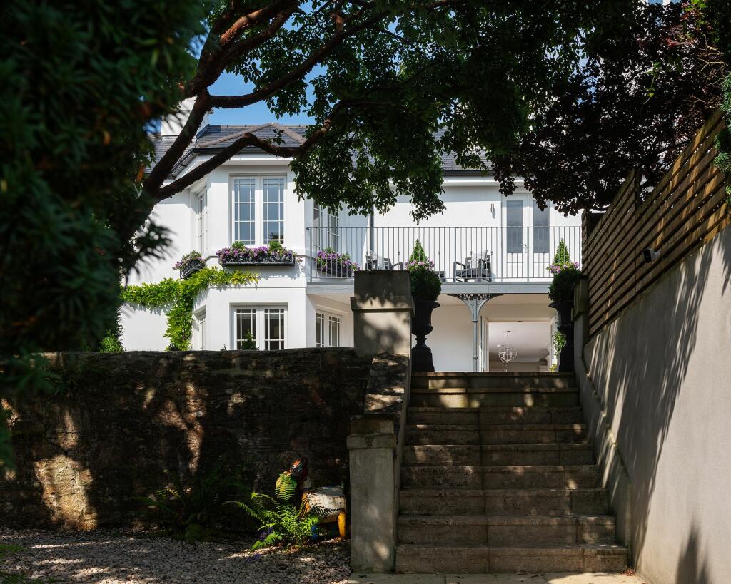 Hill House_ External