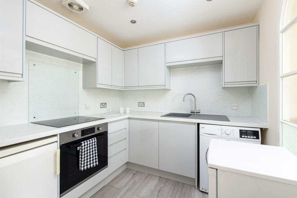 Kitchen.jpg