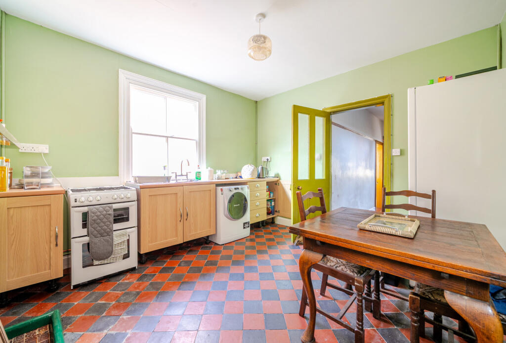 1372392-20-68f8dc...